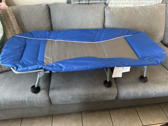 New Members, Mark Kids Cozy Cot