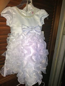 Babygirl white dress .9m-12m