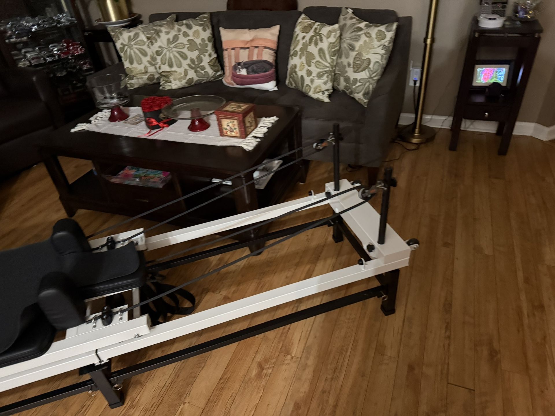 Pilates Machine