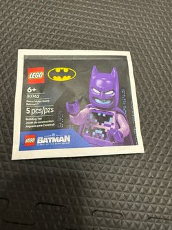 LEGO Set 30762 Pixel Purple Retro Video Game Batman Mini Fig New