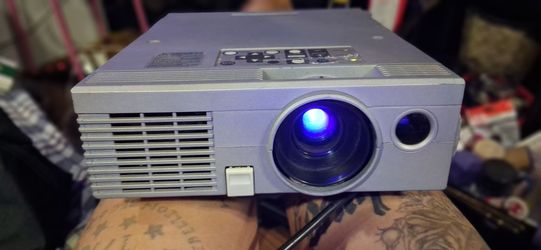 Mitsubishi LVP-X50U projector
