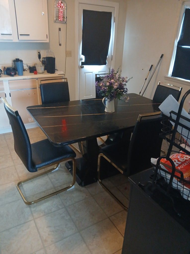 Dining Room Set