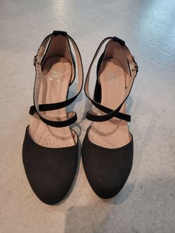 Women shoes size8