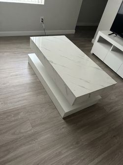 classic white Coffee Table