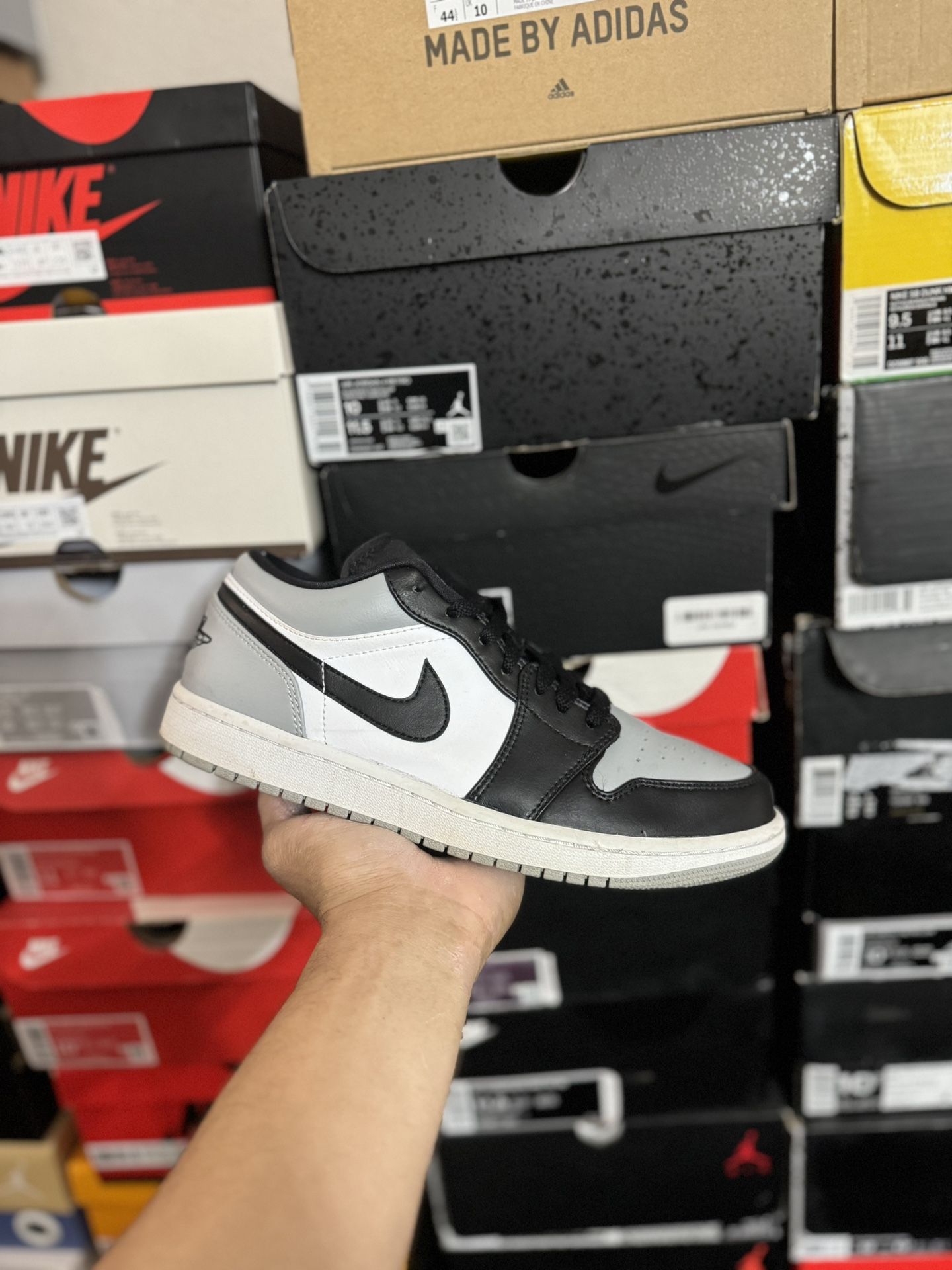 Jordan 1 Low Shadow Toe size 8.5 USED But Clean