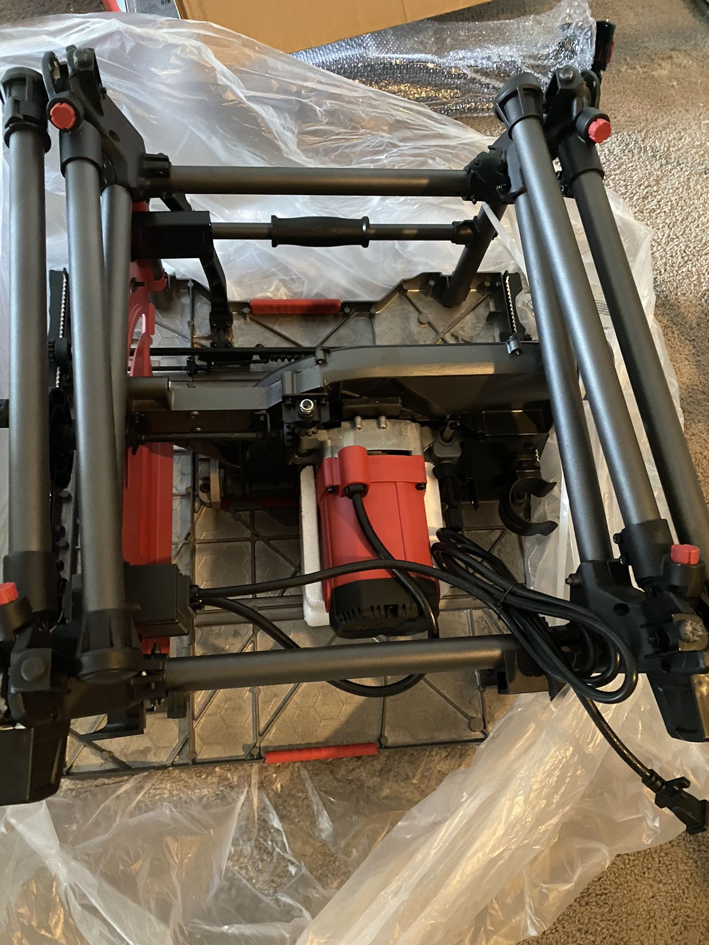 SKIL Table Saw With Integrated Foldable
