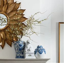 EA Right-Facing Foo Dog