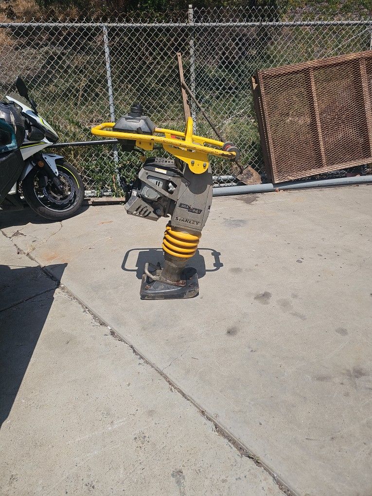 Wacker/rammer