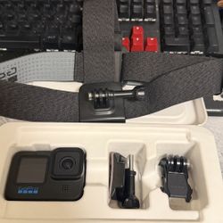 Go Pro Hero 11 Black ( Brand New )