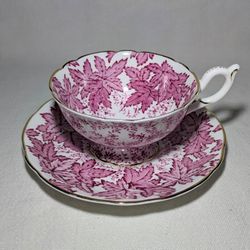 Coalport PINK CHINTZ Ivy/Maple Leaf Teacup & Saucer Vtg