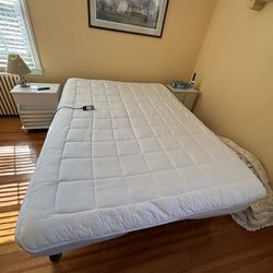Adjustable Queen Bed