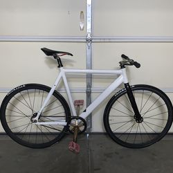 Fixie throne