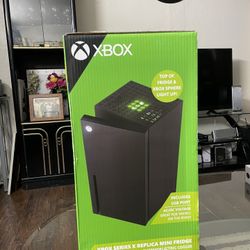 Xbox Mini Fridge 12 Can