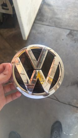 VW GOLF VII MK7.5 PASSAT B8 ARTEON JETTA FRONT LOGO RADAR COVER 3G0-853-601-AJZA
