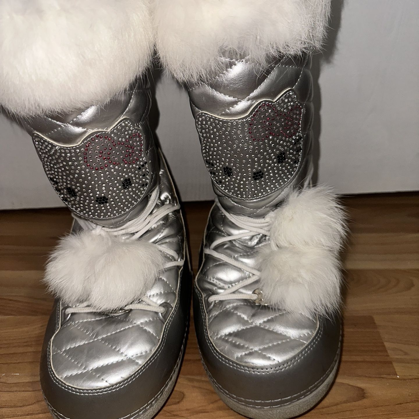 Hello Kitty Snow Boots