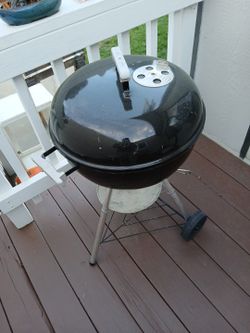 BBQ GRILL 