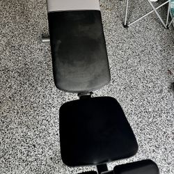 Weight Bench 