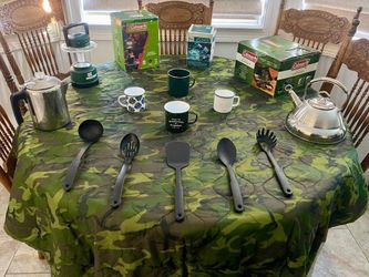 Camping Gear Mini Bundle Lot 8