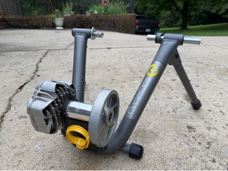 CycleOps Bicycle Trainer