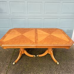 🍽️ Solid Wood Extendable Dining Table w/ 2 Leaves – Seats 6–12