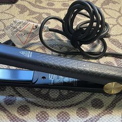 Women’s/Flat Iron