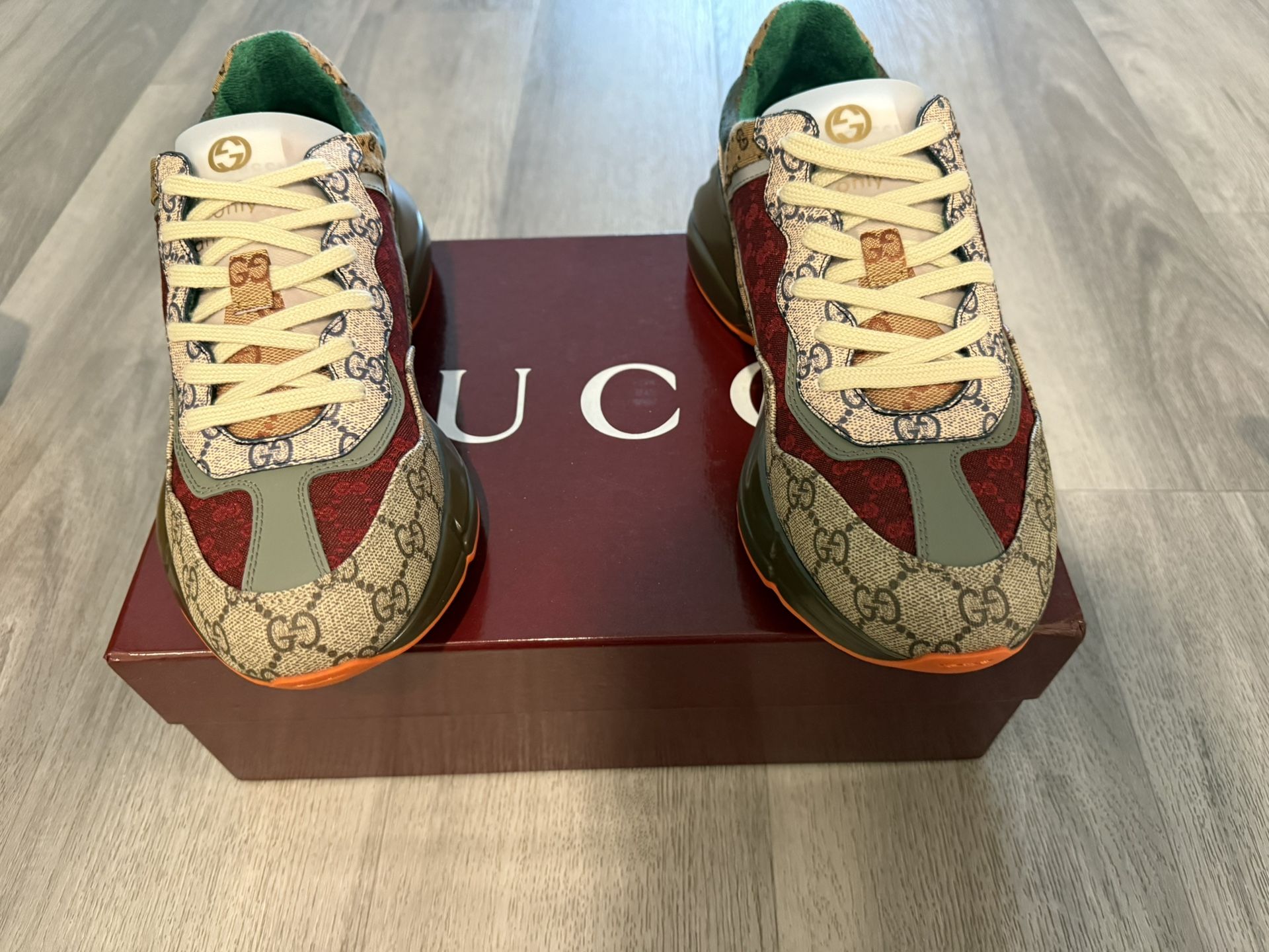 Mens Gucci Sneakers Size 9