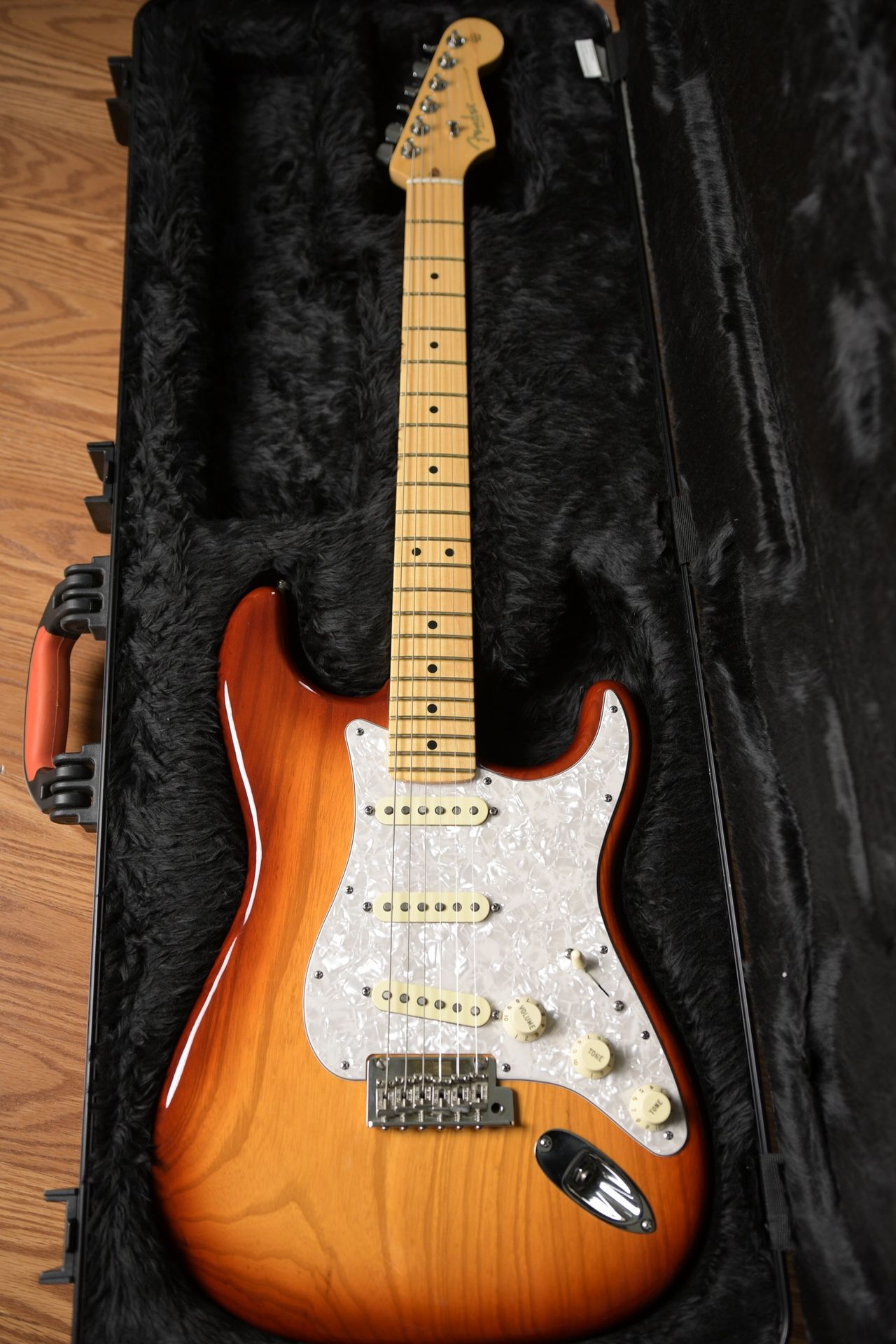 NEW LOWER PRICE!! Fender American Standard Stratocaster with Emerson Mod - Sienna Sunnurst, Maple.