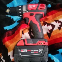 Milwaukee Drill Driver Brand New With Brand New Battery 5.0 $100
