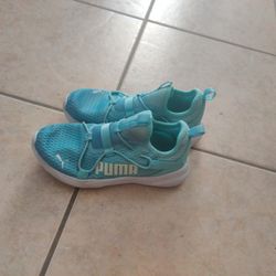 Puma Shoes Size 1.5