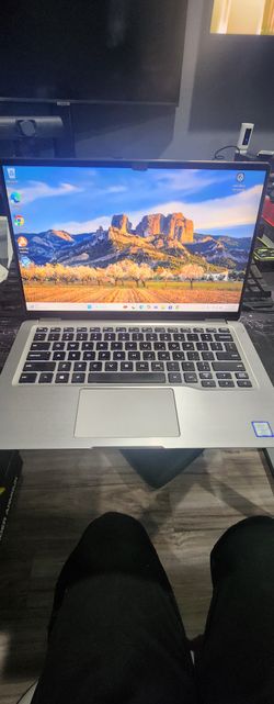 Dell Latitude 7400 2 in 1 laptop
