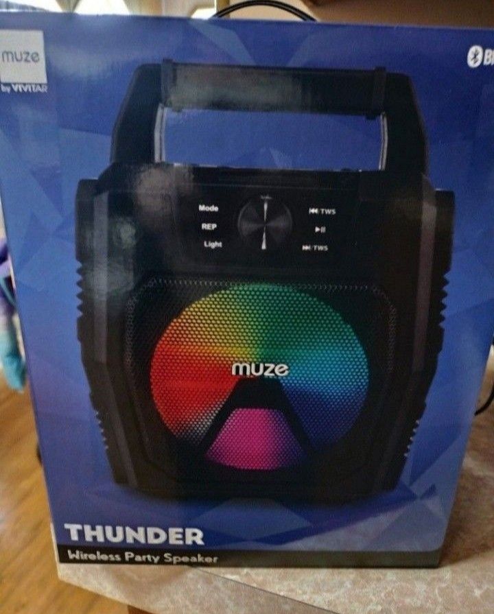 New Muze Wireless Bluetooth Light-up Party Speaker