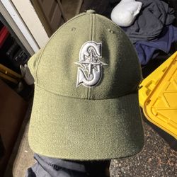 Curved Mariners Hat