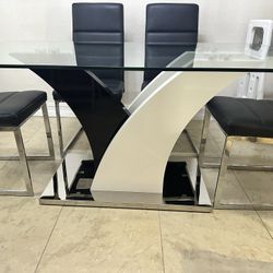 Modern Dining Table Set for 6, Dining Room Table with Tempered Glass Top. Includes 6 Black Dining Chairs