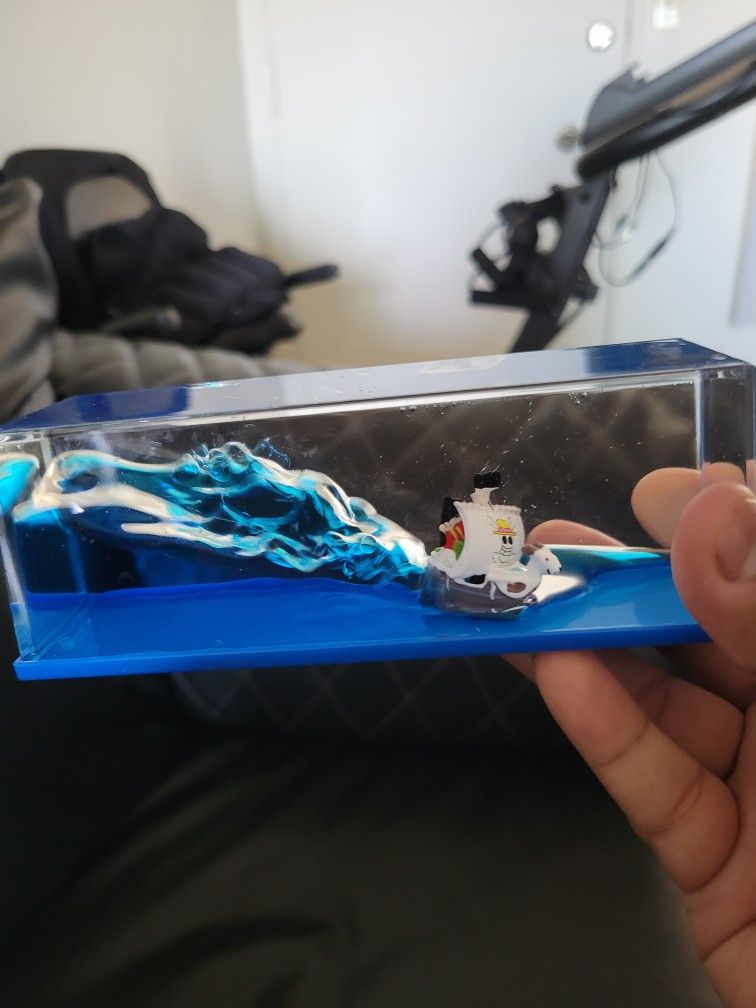 One piece anime figures! (Going Merry Dashboard Car ornament)