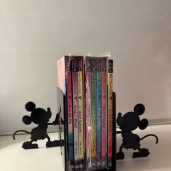 Mickey Mouse Bookend Set (2)
