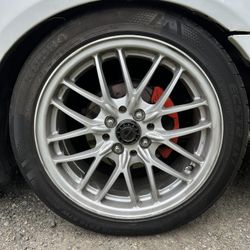 Black Racing Phantom 16x7 +45 4x100