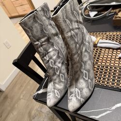 Fashion Nova Snake Skin Boots 