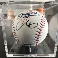Shohei Ohtani signed Los Angeles Dodgers autographed Rawlings baseball w/COA 935