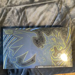 Pokemon Mega Charizard X ex Ultra-Premium Collection