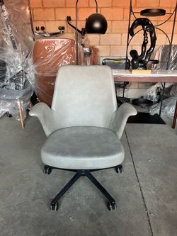 Light gray office chair ( can deliver for $10 )