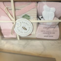 Burt’s baby Pink Newborn Set Gift