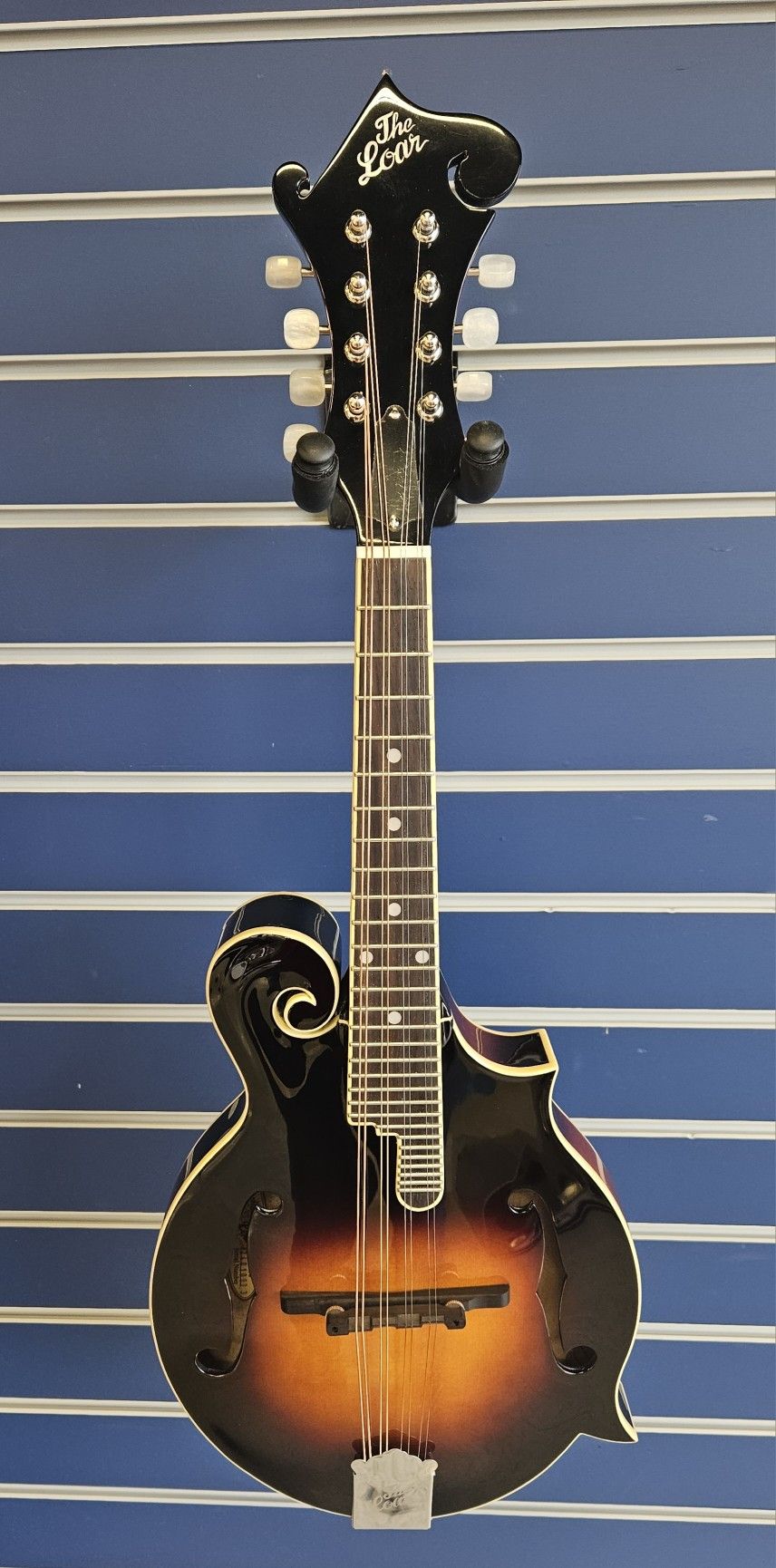 The Loar LM-520-VS Performer F-Style Mandolin - Sunburst 812539-1