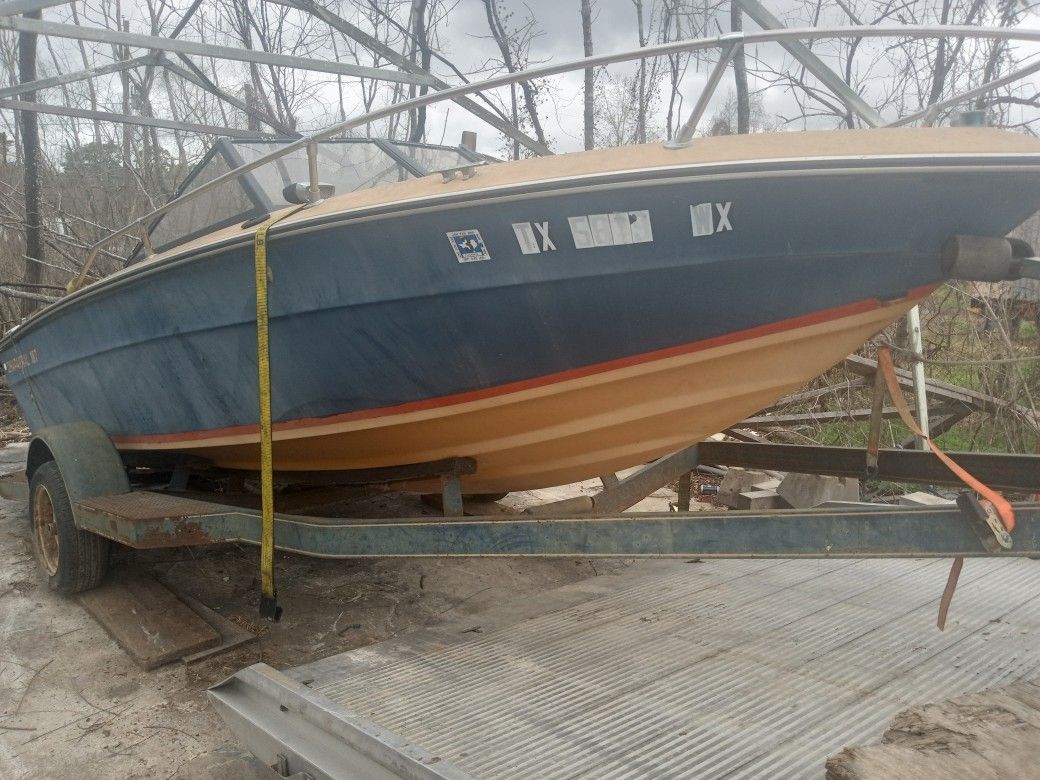 Fishing Boat Mercury Motor 
