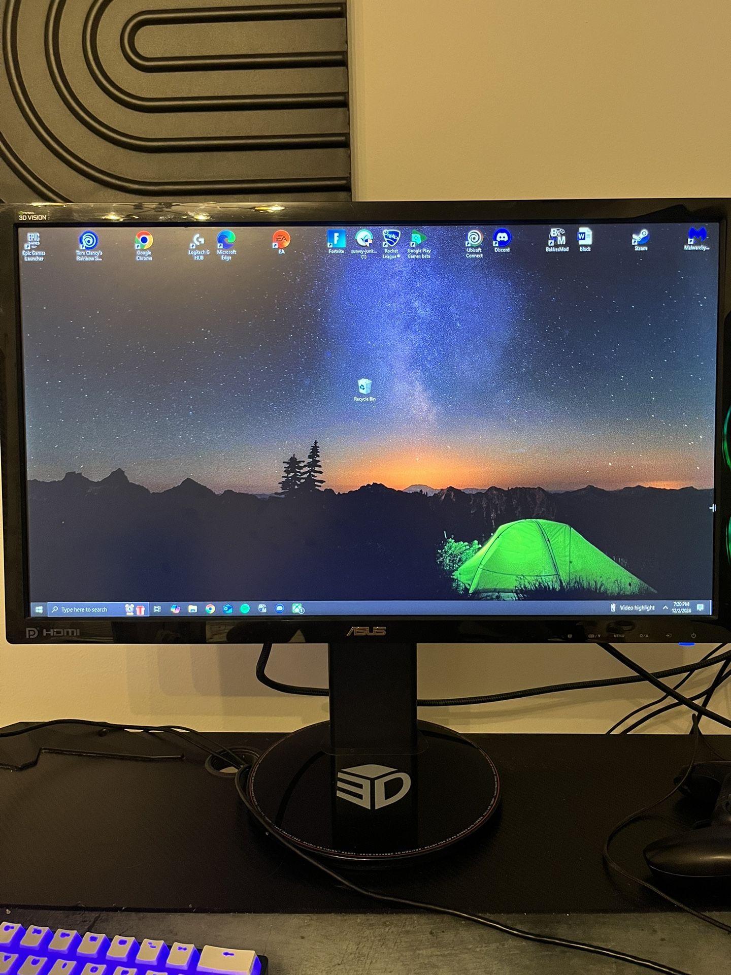 ASUS VG248QE Gaming Monitor -24" FHD (1920x1080) , 1ms, 144Hz, 3D Vision Ready