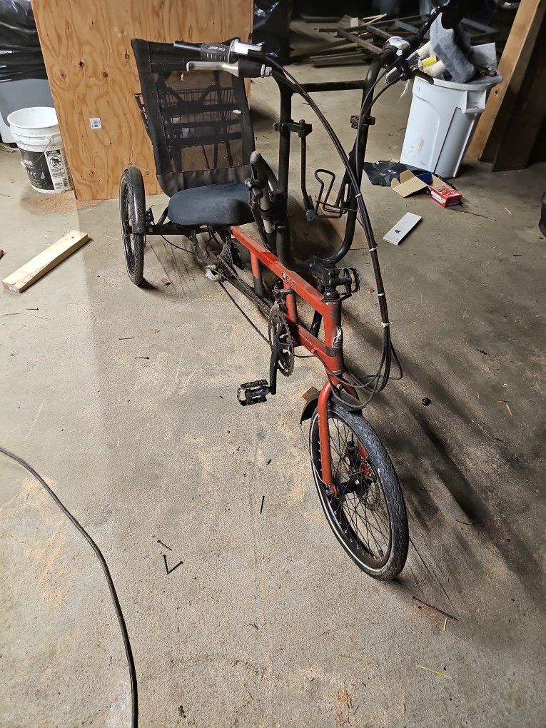 Bike Tryke Recumbant 