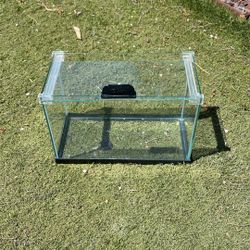 Fish tank 1.5 gallon with Lid 