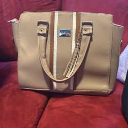 Women’s Hand Bags 