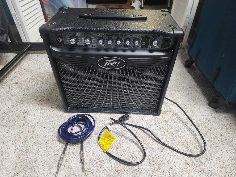 Peavy Vyper Combo Amp