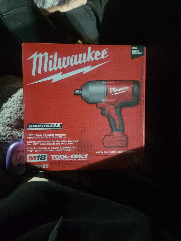 MILWAUKEE 1/2 INCH IMPACT NEW 