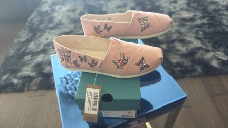Tom’s women’s shoes size 5 1/2